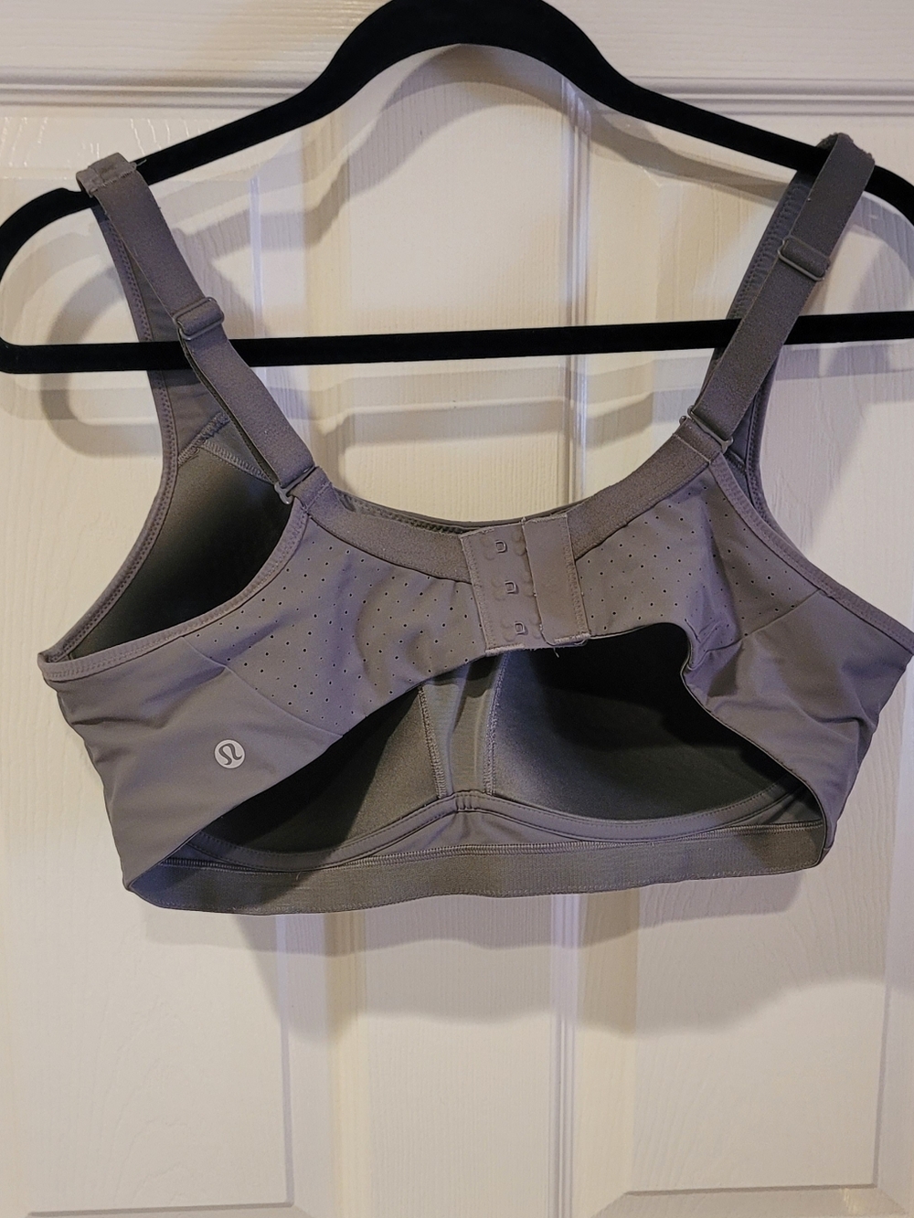 lululemon athletica Gray Molded-Cup Wireless Sports Bra - Picture 4 of 5